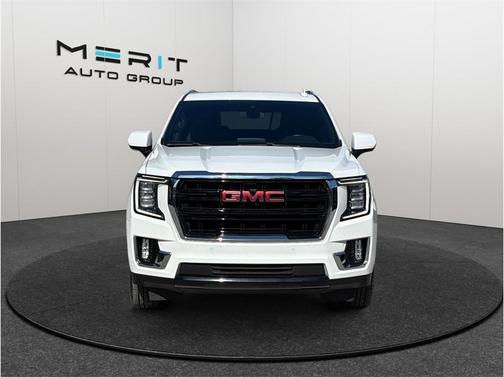 2022 GMC Yukon XL SLE