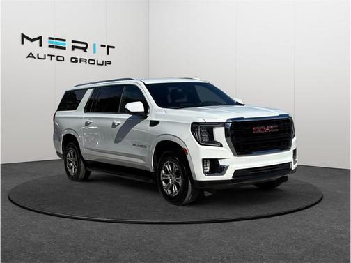 2022 GMC Yukon XL SLE