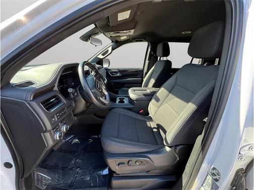 2022 GMC Yukon XL SLE