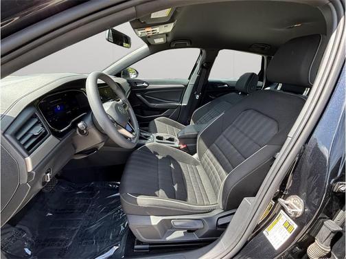 Deep Black Pearl 2022 Volkswagen Jetta 1.5T Sport