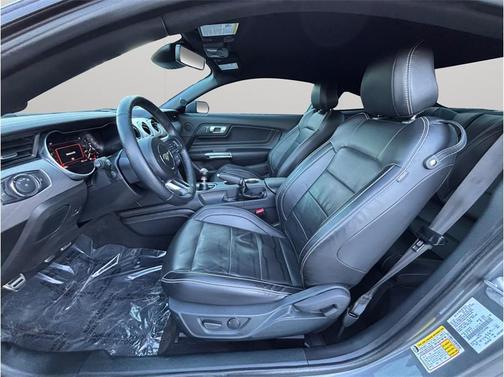 2022 Ford Mustang EcoBoost Premium