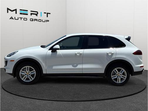 White 2018 Porsche Cayenne Cayenne