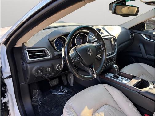 2014 Maserati Ghibli S Q4