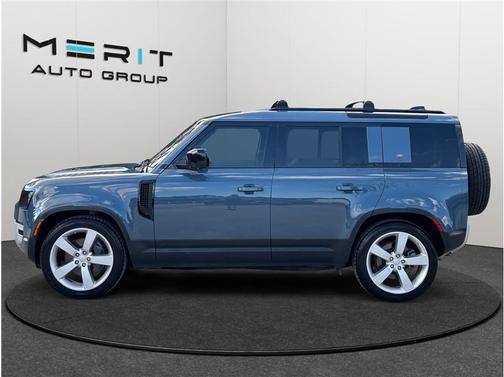 2020 Land Rover Defender 110 SE