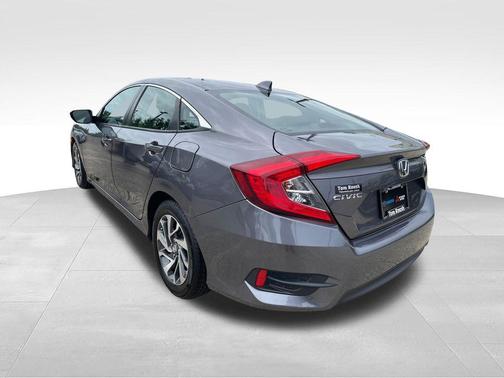 Modern Steel Metallic 2017 Honda Civic EX