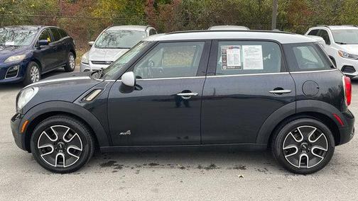 2011 MINI Cooper S Countryman Base