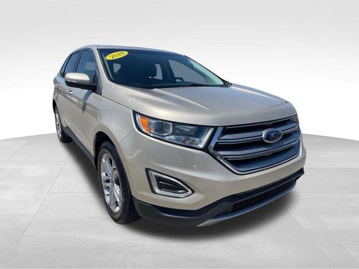 White Gold 2018 Ford Edge Titanium