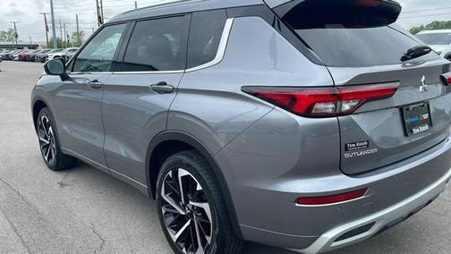 2022 Mitsubishi Outlander SEL Special Edition S-AWC