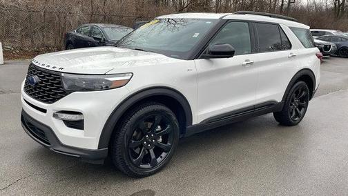 2022 Ford Explorer ST-Line