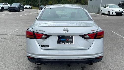 2024 Nissan Altima SR FWD