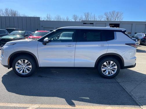 2026 Mitsubishi Outlander ES 2.5 S-AWC