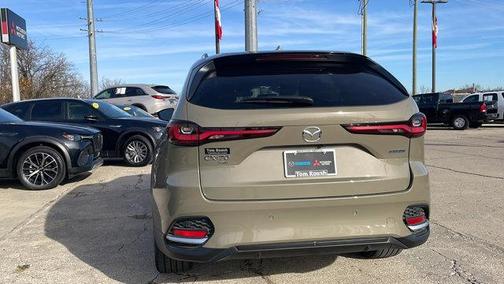 2025 Mazda CX-70 PHEV Premium Package