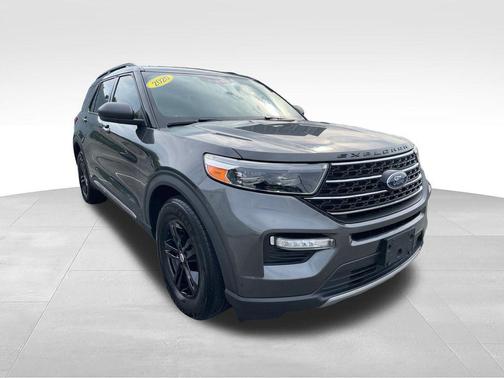 Magnetic Metallic 2020 Ford Explorer XLT