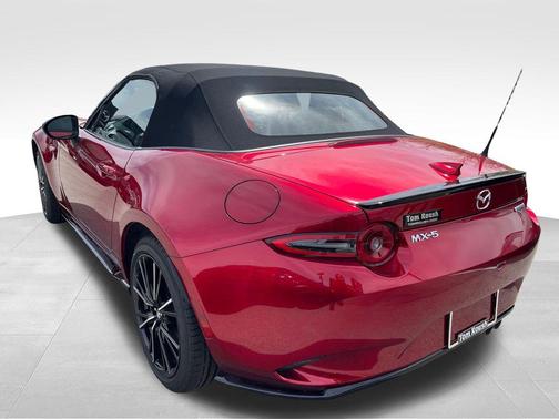 Soul Red Crystal Metallic 2026 Mazda MX-5 Miata Grand Touring