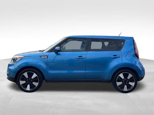 Mysterious Blue 2018 Kia Soul +