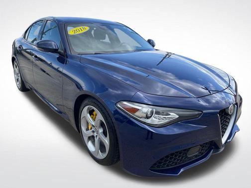 Montecarlo Blue Metallic 2018 Alfa Romeo Giulia Base