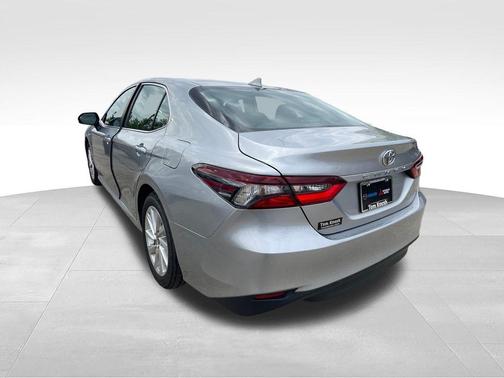 Celestial Silver Metallic 2023 Toyota Camry LE