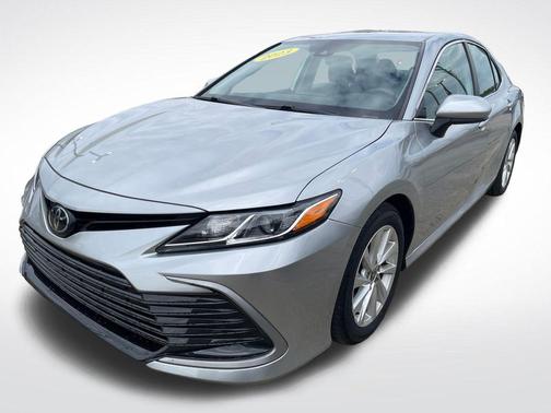 Celestial Silver Metallic 2023 Toyota Camry LE