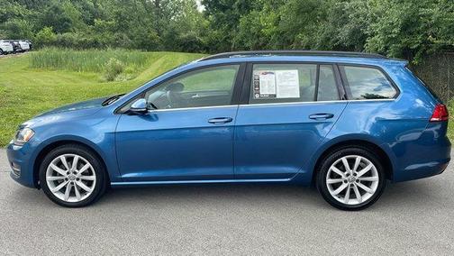 2015 Volkswagen Golf SportWagen TSI SE 4-Door