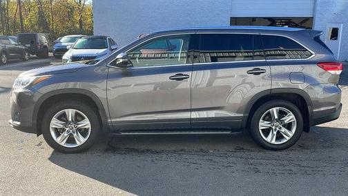 2017 Toyota Highlander Limited