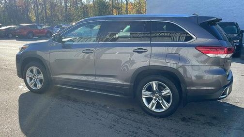 2017 Toyota Highlander Limited
