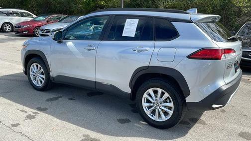 2022 Toyota Corolla Cross LE