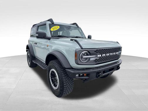 Cactus Gray 2023 Ford Bronco Badlands