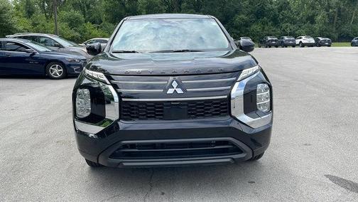 2025 Mitsubishi Outlander ES 2.5 S-AWC