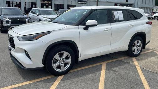 2021 Toyota Highlander LE