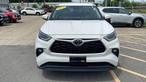 2021 Toyota Highlander LE