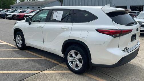 2021 Toyota Highlander LE