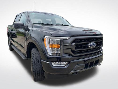 Agate Black Metallic 2023 Ford F-150 XLT