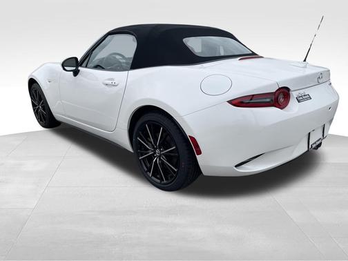Snowflake White Pearl Mica 2026 Mazda MX-5 Miata Grand Touring