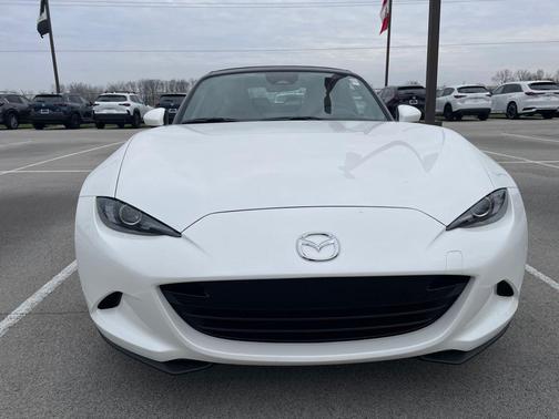 Snowflake White Pearl Mica 2026 Mazda MX-5 Miata Grand Touring