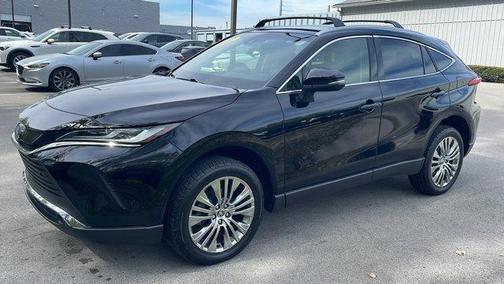 2022 Toyota Venza LE