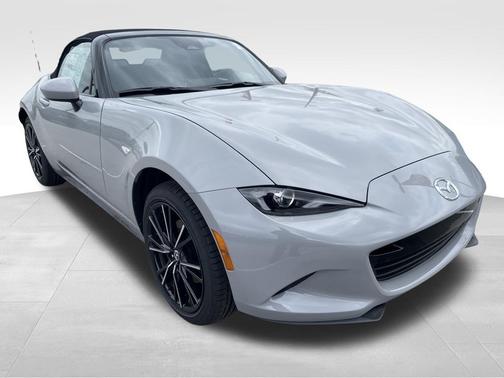 Aero Gray Metallic 2026 Mazda MX-5 Miata Grand Touring