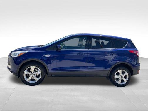 Deep Impact Blue 2015 Ford Escape SE