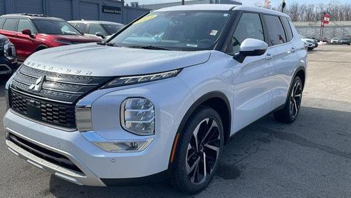2023 Mitsubishi Outlander SE 2.5 2WD
