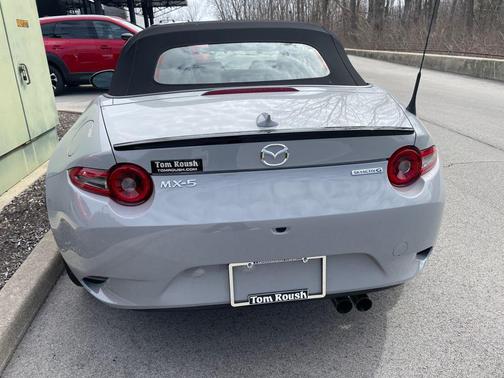 Aero Gray Metallic 2026 Mazda MX-5 Miata Club