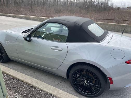 Aero Gray Metallic 2026 Mazda MX-5 Miata Club