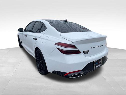 Alta White 2022 Genesis G70 3.3T AWD