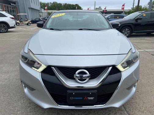 Brilliant Silver 2017 Nissan Maxima 3.5 SL