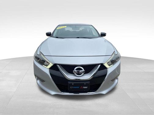 Brilliant Silver 2017 Nissan Maxima 3.5 SL