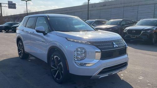 2025 Mitsubishi Outlander PHEV SE S-AWC
