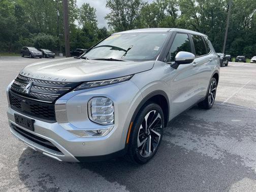 2022 Mitsubishi Outlander Black Edition S-AWC