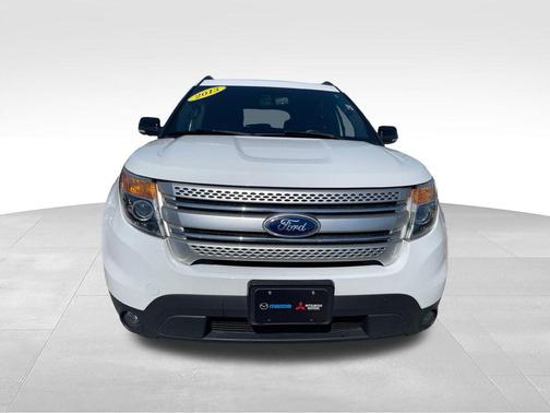 Oxford White 2013 Ford Explorer XLT