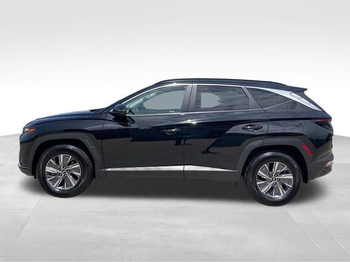 Phantom Black 2022 Hyundai TUCSON Hybrid Blue
