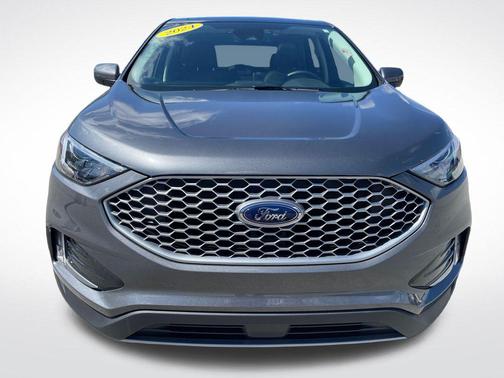 Carbonized Gray Metallic 2024 Ford Edge SEL