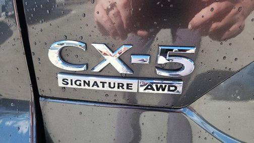 2022 Mazda CX-5 Signature