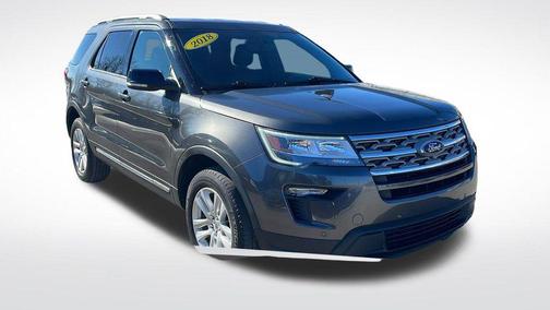 Magnetic 2018 Ford Explorer XLT
